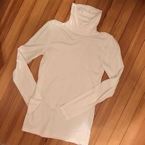 J CREW Turtleneck Size S - Tissue T